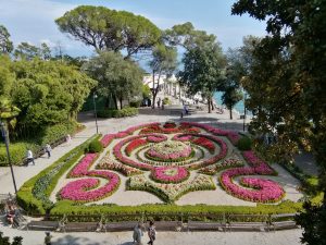 01 September 2017 - Villa Angiolina in Opatija is not far from Mošćenička Draga and is now used for museum purposes. Many paintings document the tourist development of Opatija and the region! Since guests of Villa Inge always ask about the park, we took a look!