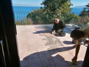 October 16, 2017 - In the picture we joint the breakfast terrace of Villa Inge. In Mošćenička Draga so far there has not been a rainy day in October. Very important for this work!