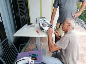 25. August 2025 - Nach einer kleinen Reparatur dampft unsere Tefal-Bügelstation in der Villa Inge, Mošćenička Draga, wieder zuverlässig. Alle Ersatzteile waren verfügbar – Qualität, die überzeugt!